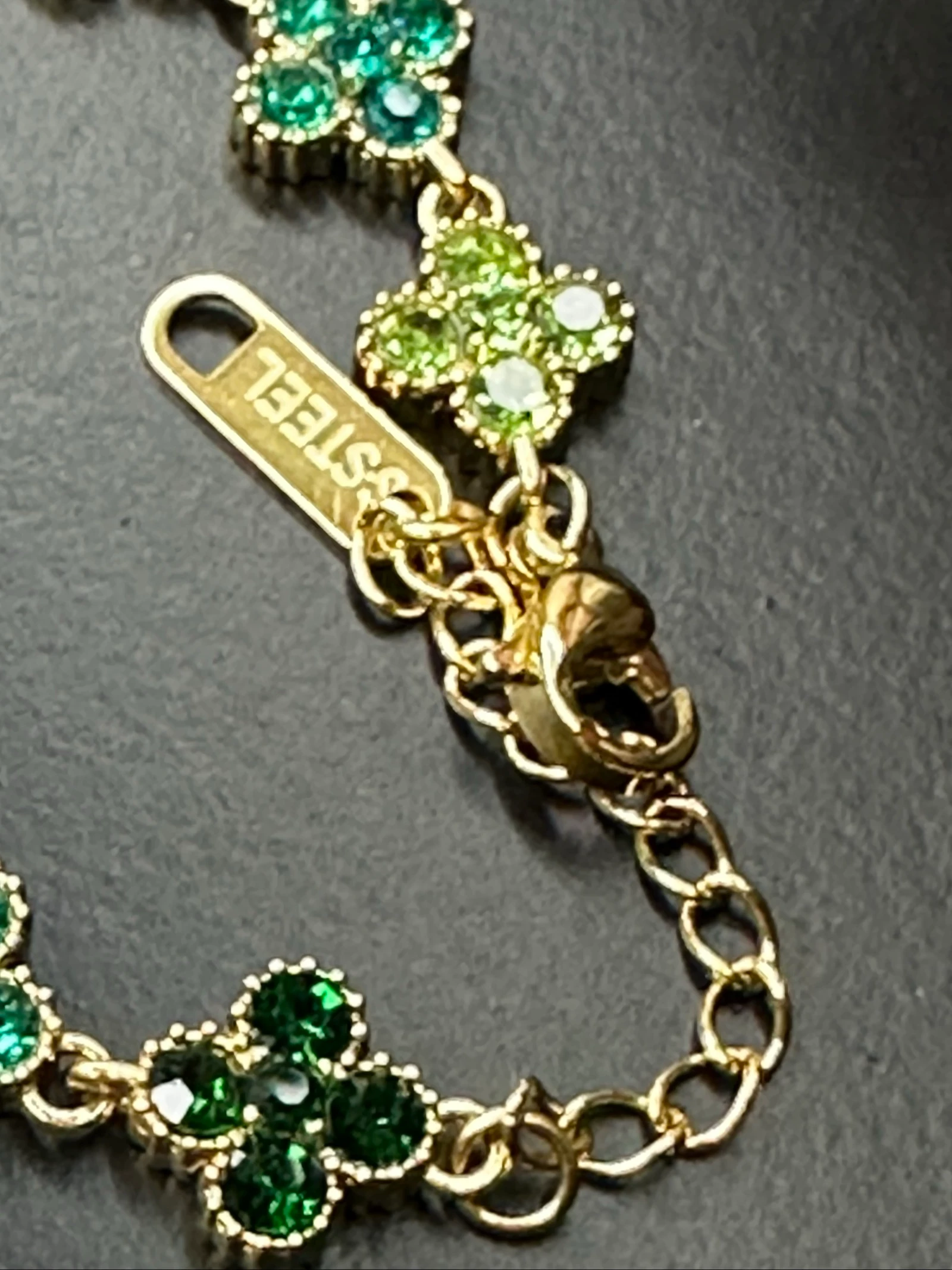 Green & Gold Rhinestone Clovers Bracelet - Stainless Steel (New) – photo 4